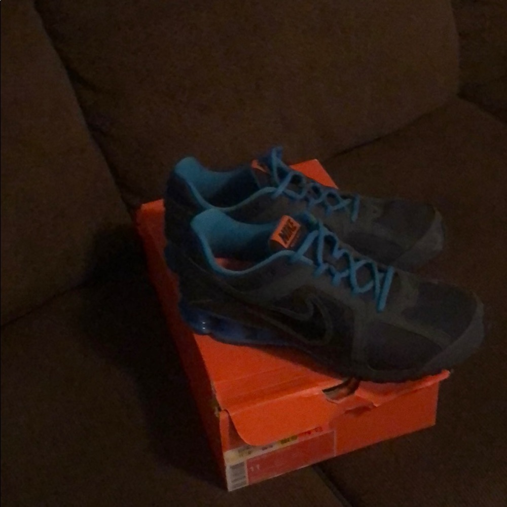Nike reax run 8